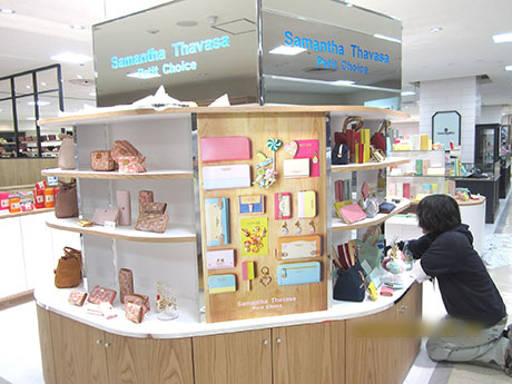 平成26年 春 新潟伊勢丹2Fのサマンサタバサ 工程09